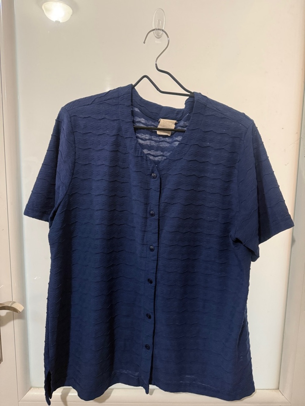 Women's Navy Short-Sleeve Button-Down Shirt